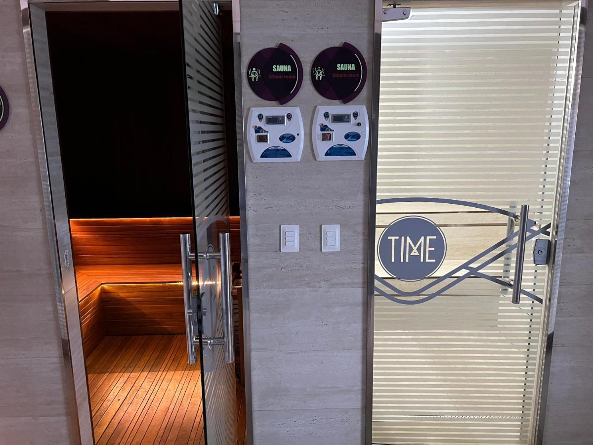 Edificio Time: Urban Oasis With Pool, Gym, And Maceio (Alagoas)