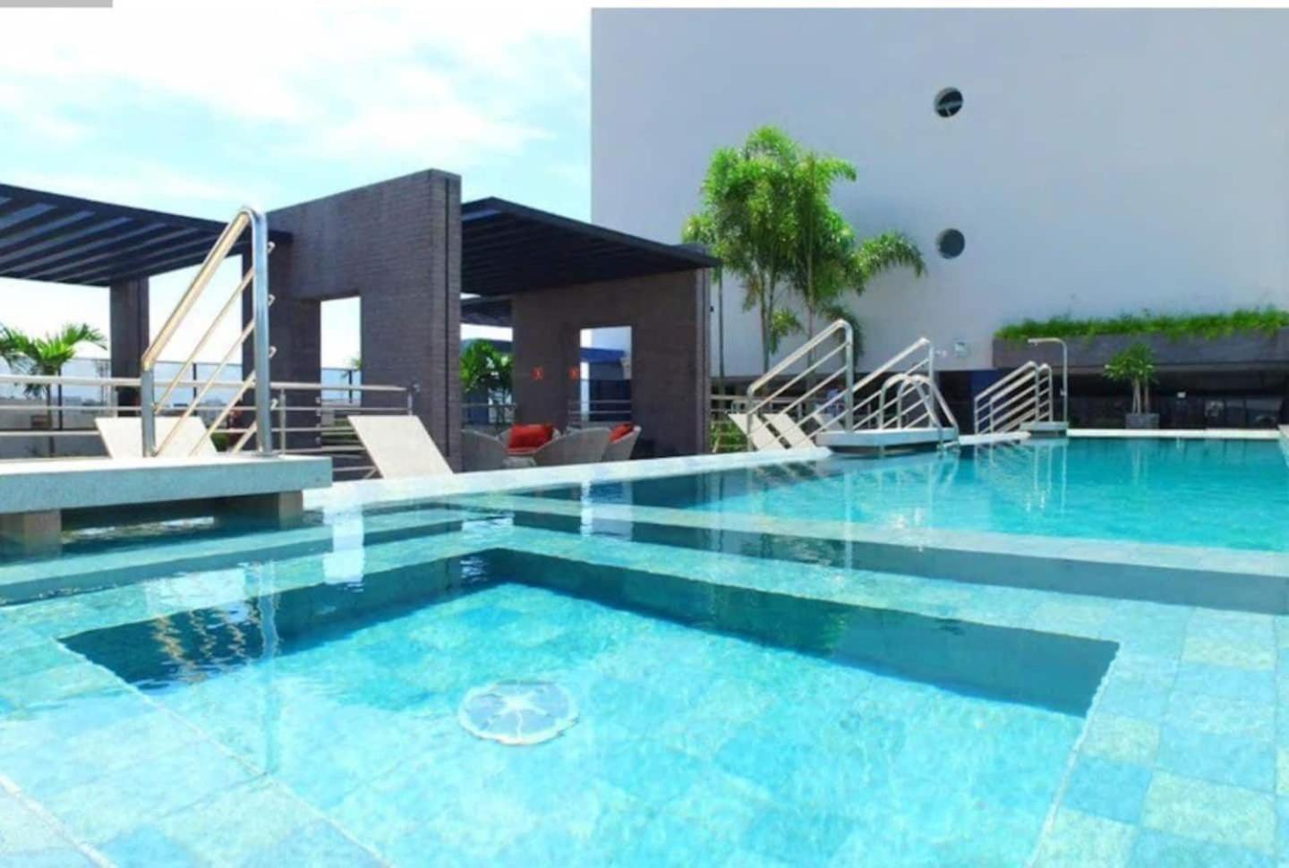 Edificio Time: Urban Oasis With Pool, Gym, And Apartment *