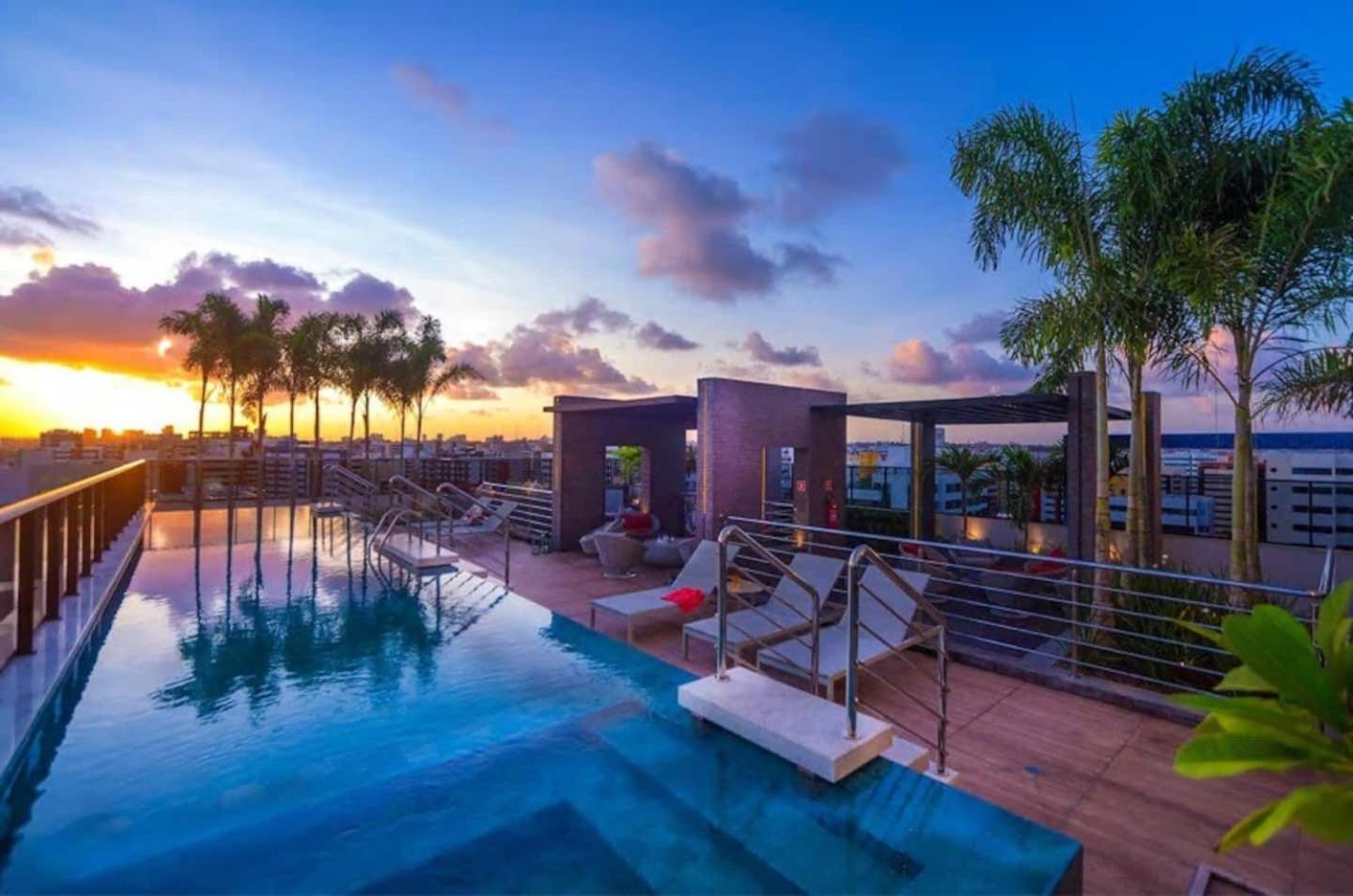 Apartment Edificio Time: Urban Oasis With Pool, Gym, And
